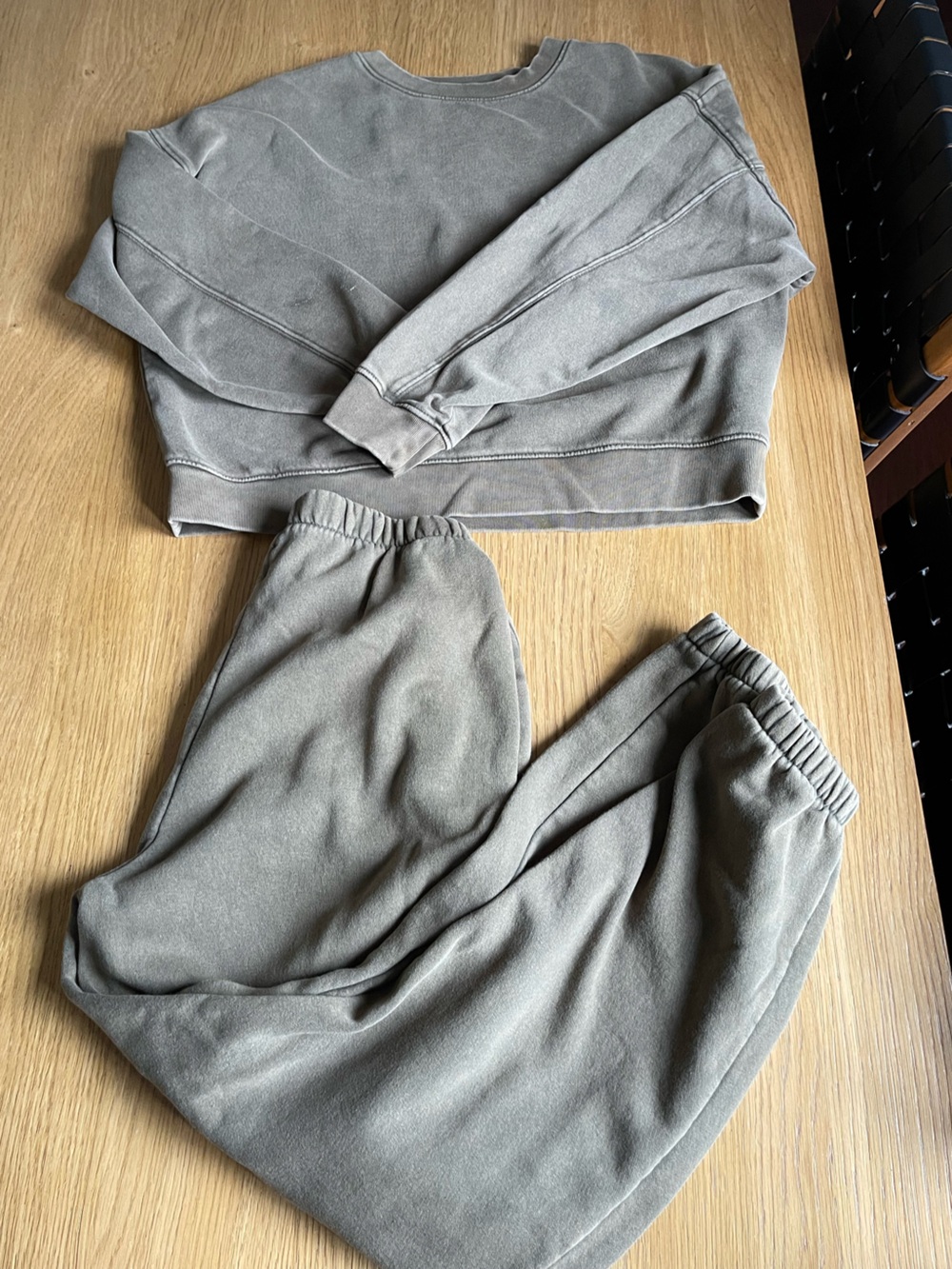 GAP Women's Sweatshirt and Joggers Set - Green